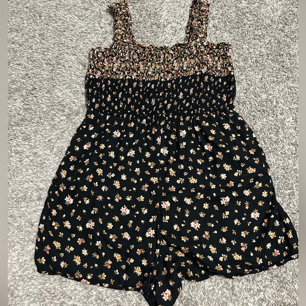 American Eagle Floral Romper